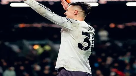 世界杯精英教练阵容齐聚，梅西心中英雄遗憾未至