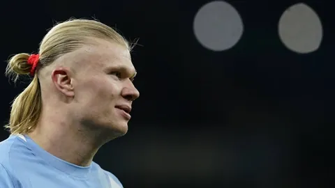 湖人主场逆转太阳，终结四连败困境