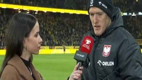 80名滑雪选手在黑龙江雪场技术提升，报道时间3月23日19：33